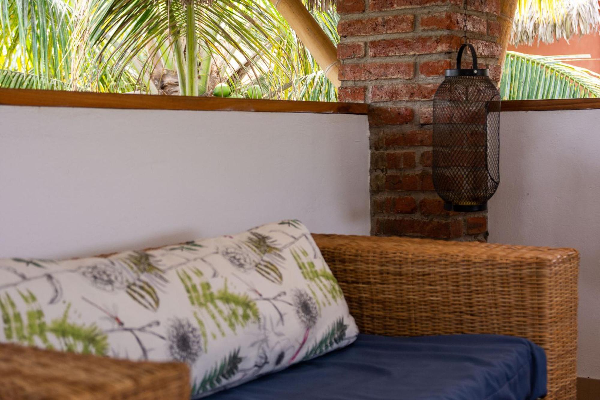 New Nautilus Lodge Puerto Lopez Bagian luar foto